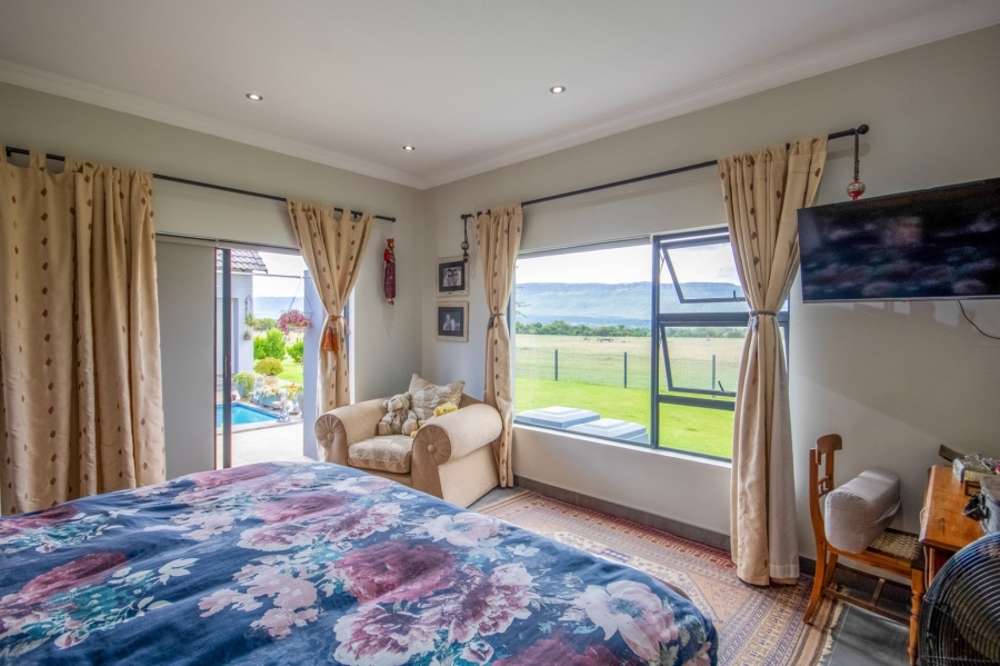 3 Bedroom Property for Sale in WestLake Country Safari Estate North West